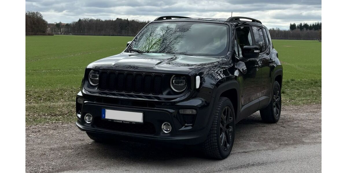 Jeep Renegade 84.800 km 17.900 &euro; München 81477