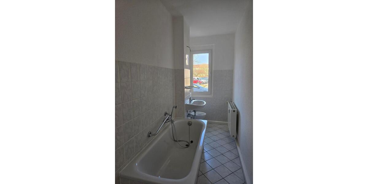 Etagenwohnung Kalbe (Milde) - 2 Zimmer, 48 m&sup2;, 245&euro; | Angebot:25842705