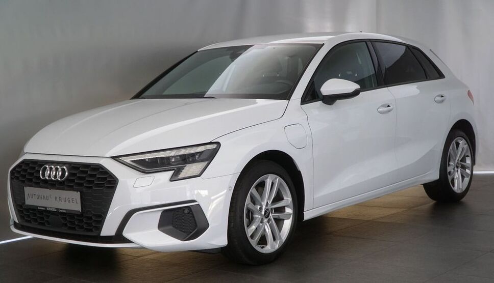 Audi A3 24.858 km 24.990 € Chemnitz 09224