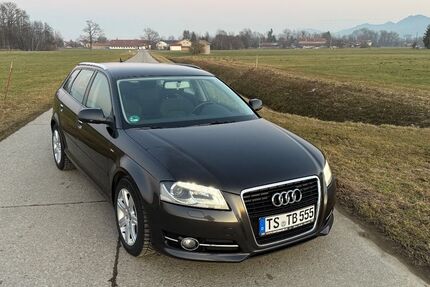 Audi A3 228.000 km 7.500 € Übersee 83236