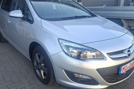 Opel Astra 89.755 km 7.450 &euro; Lübbecke 32312