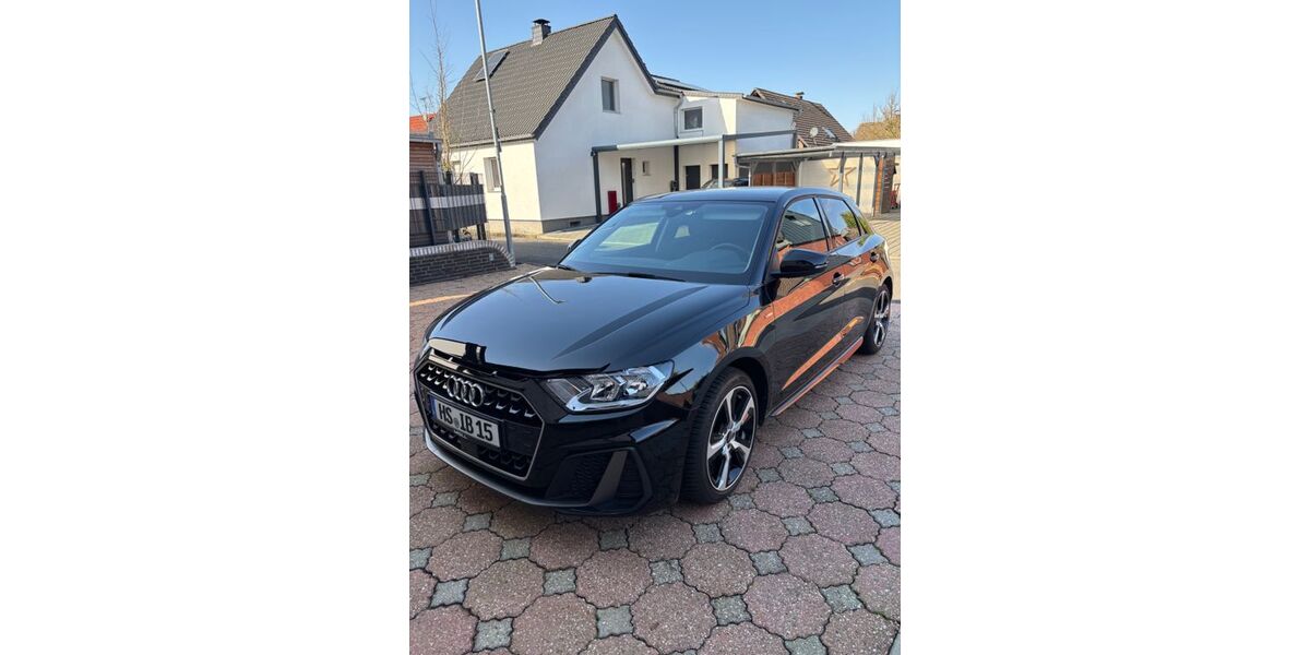 Audi A1 32.697 km 18.990 &euro; Erkelenz 41812