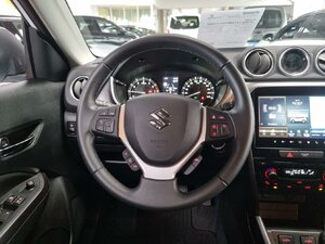 Suzuki Vitara 1.4 Mild-Hybrid Comfort Navi Android Apple 6.070 km 22.870 &euro; HAAN 42781