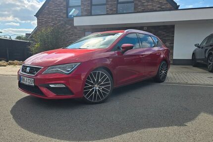 Seat Leon 114.500 km 11.240 &euro; Samern 48465