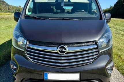 Opel Vivaro 84.000 km 21.500 € Garching an der Alz 84518