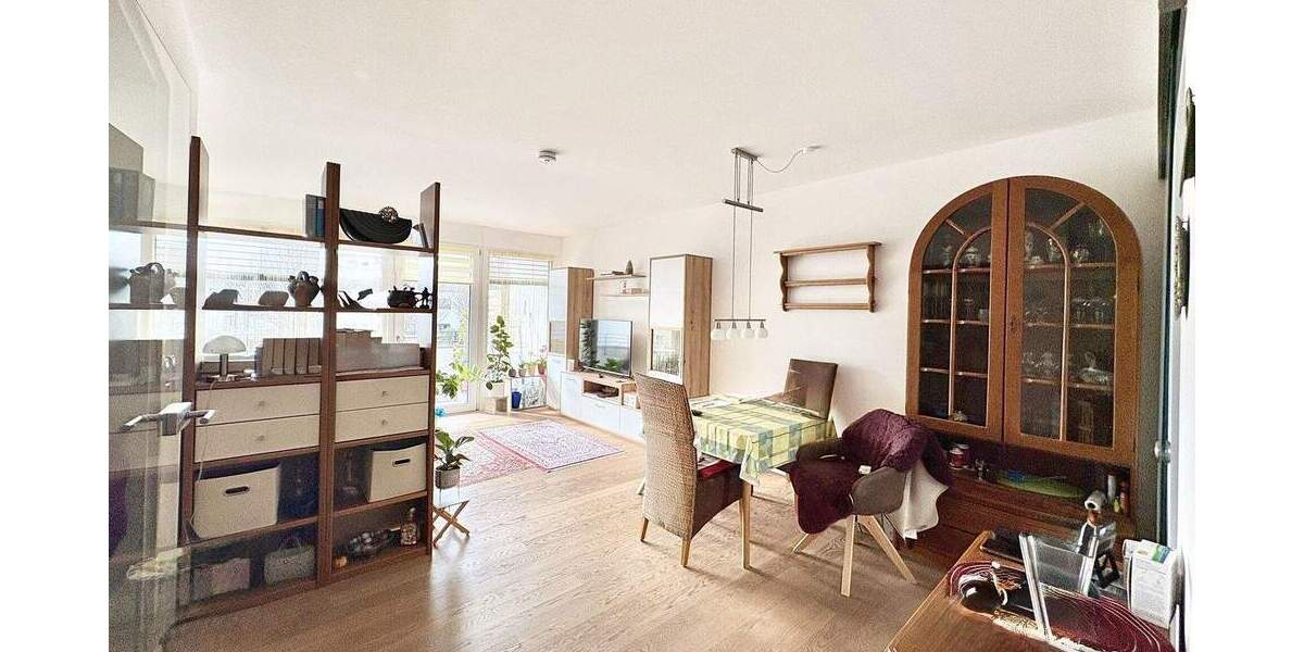 Etagenwohnung Ingolstadt Münchener Straße - 3 Zimmer, 86 m&sup2;, 1.280&euro; | Angebot:25836793