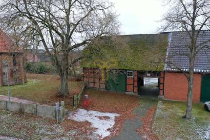 Haus zum Kaufen in Wittingen Eutzen 230.000 € 280 m² 11 zimmer