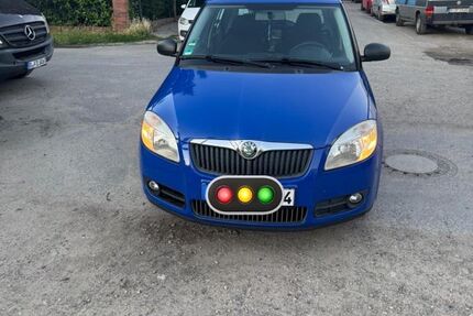 Skoda Fabia 104.000 km 1.990 &euro; Berlin 13158