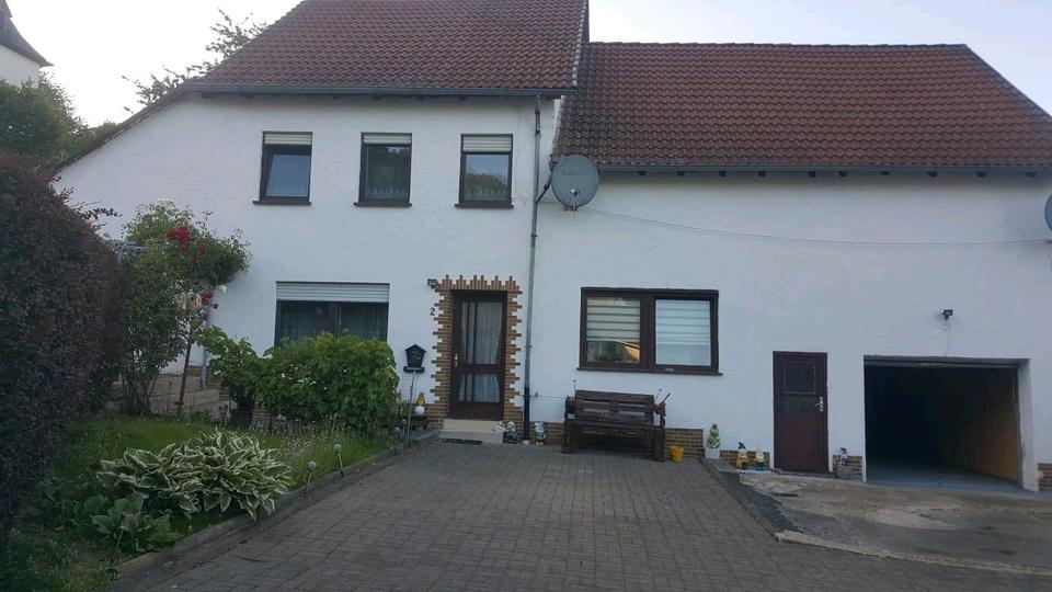 Einfamilienhaus Mehren - 8 Zimmer, 110 m&sup2;, 250.000&euro; | Angebot:25915413
