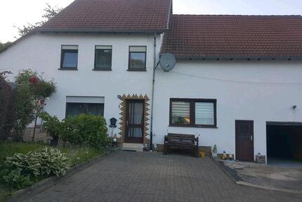 Haus Mehren - 8 Zimmer, 110 m&sup2;, 250.000&euro; | Angebot:25915413