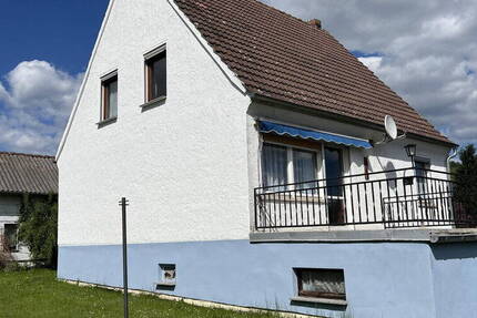 Haus Rhönblick Helmershausen - 5 Zimmer, 116 m&sup2;, 139.000&euro; | Angebot:25969714