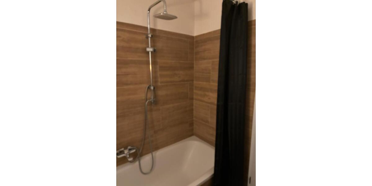 Dachgeschoßwohnung Stadtilm - 1 Zimmer, 35 m&sup2;, 225&euro; | Angebot:26284960