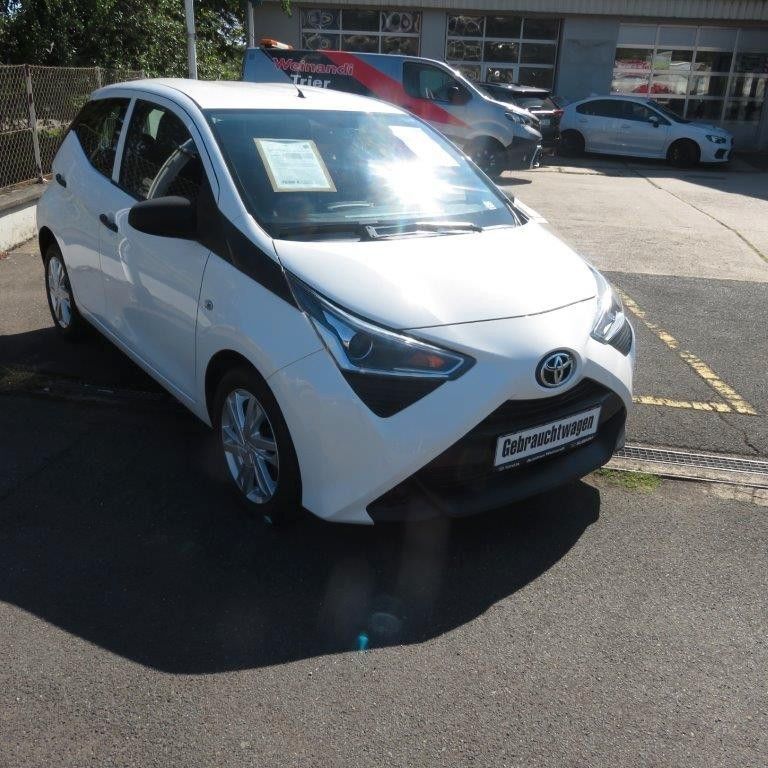 Aygo (X)