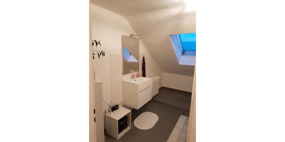 Dachgeschoßwohnung Hallstadt - 3 Zimmer, 70 m&sup2;, 199.000&euro; | Angebot:26990896