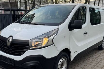Renault Trafic 265.000 km 6.990 &euro; München 80995