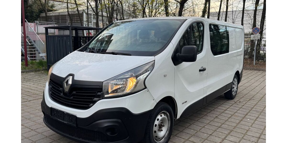 Renault Trafic 265.000 km 6.990 &euro; München 80995