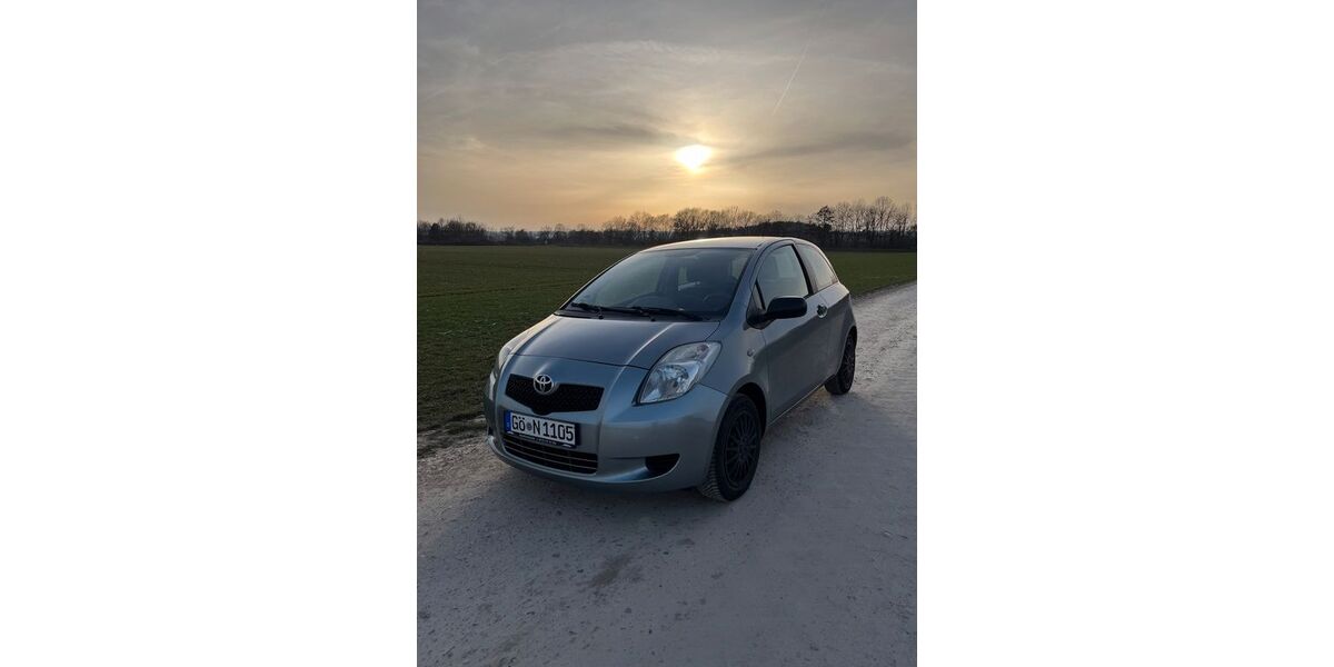 Toyota Yaris 167.500 km 2.649 &euro; Göttingen 37083