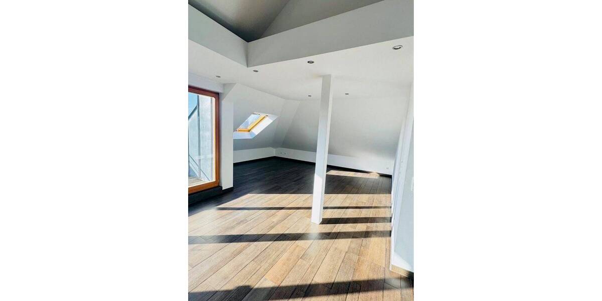 Etagenwohnung Euskirchen Innenstadt - 4 Zimmer, 134 m&sup2;, 395.000&euro; | Angebot:26343725