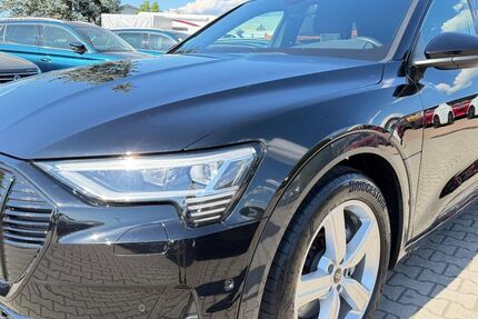 Audi e-tron 39.780 km 27.050 &euro; Nabburg 92507