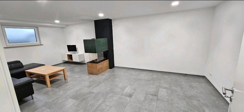 Etagenwohnung Bad Neustadt an der Saale - 2 Zimmer, 80 m&sup2;, 1.250&euro; | Angebot:26631635