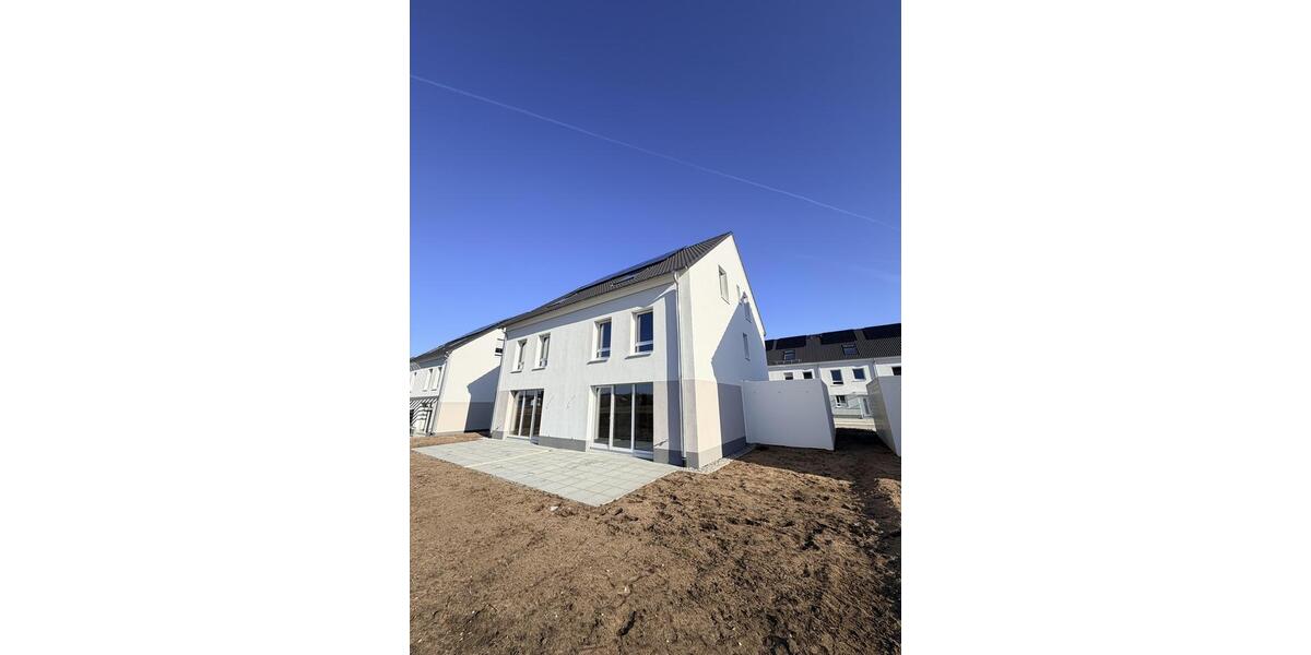 Doppelhaushälfte Roth - 5 Zimmer, 148 m&sup2;, 1.700&euro; | Angebot:25231250