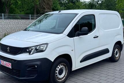 Peugeot Partner 175.322 km 5.800 &euro; Walluf 65396