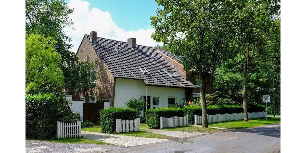Einfamilienhaus Bramsche - 8 Zimmer, 227 m&sup2;, 370.000&euro; | Angebot:25743259