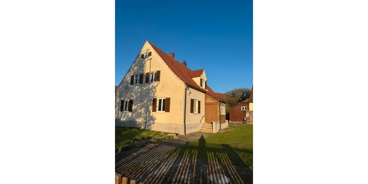 Einfamilienhaus Huisheim - 5 Zimmer, 90 m&sup2;, 400&euro; | Angebot:26286815