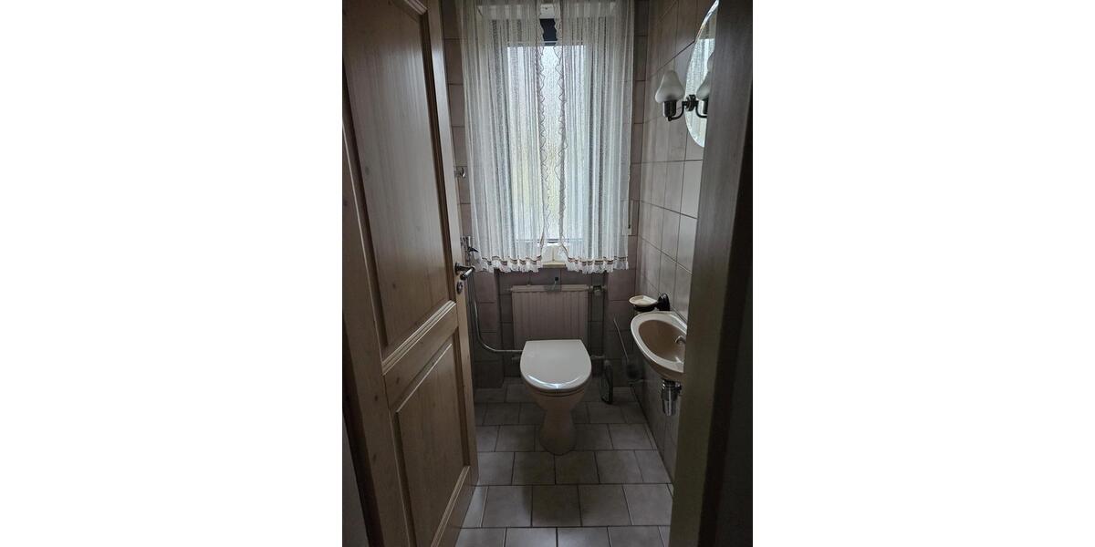 Einfamilienhaus Abenberg - 6 Zimmer, 160 m&sup2;, 2.000&euro; | Angebot:24573117