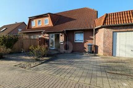 TOP-LAGE MIT FAST 3500 EUR MIETEINNAHMEN - Haus Wolfsburg Almke | Angebot:26875669