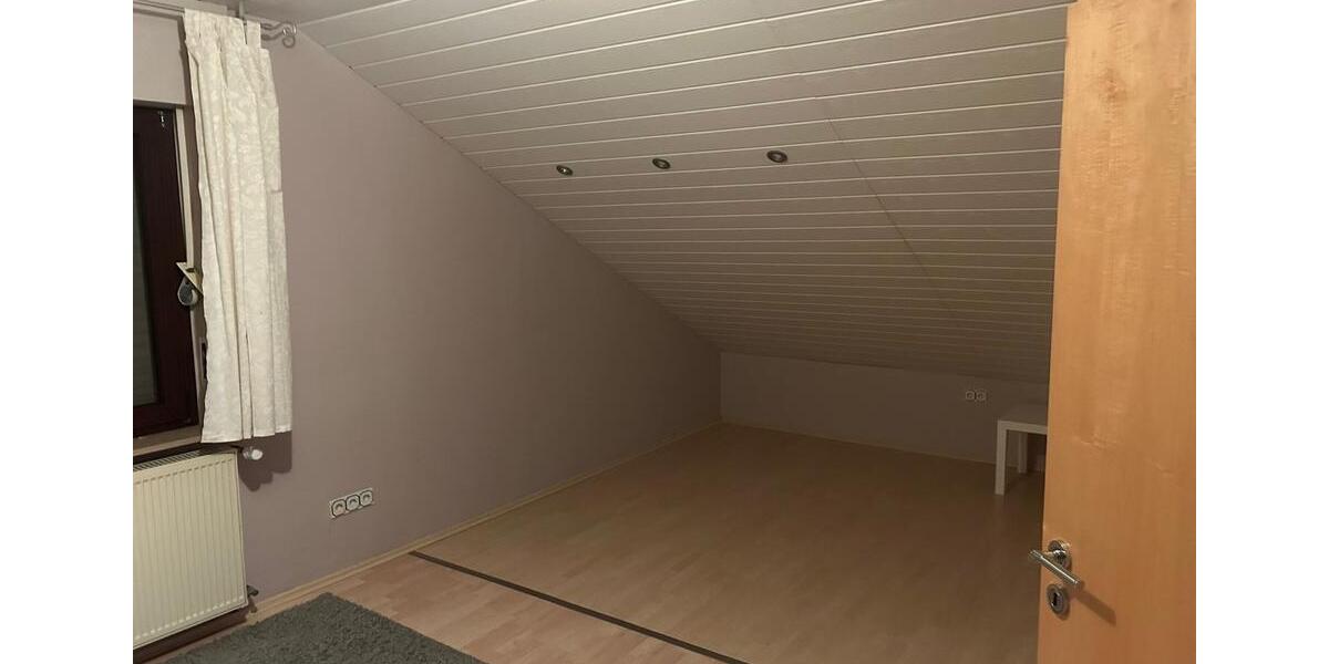 Dachgeschoßwohnung Weilburg - 2 Zimmer, 90 m&sup2;, 850&euro; | Angebot:25403323