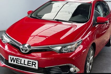 Toyota Auris 84.440 km 12.880 &euro; Osnabrück 49090