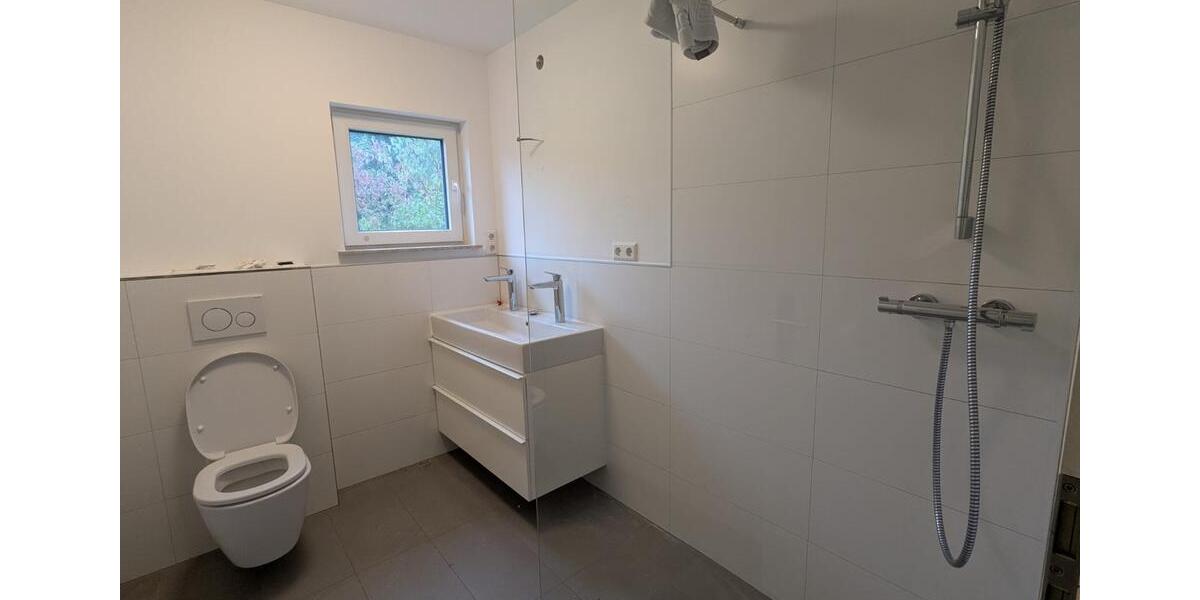 Einfamilienhaus Reichenbach an der Fils - 6.5 Zimmer, 171 m&sup2;, 2.000&euro; | Angebot:23174343