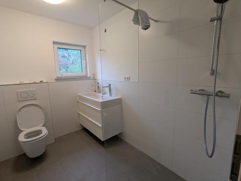 Schönes Haus am Ortsrand von Reichenbach, großes Grundstück zimmer