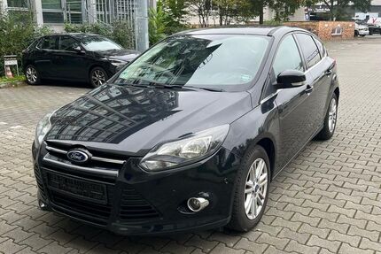 Ford Focus 98.200 km 8.990 &euro; Berlin 12277