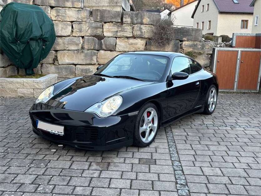 996