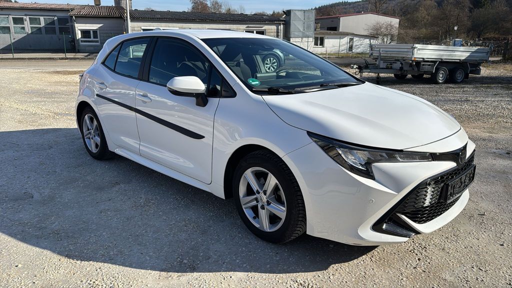 Toyota Corolla 60.900 km 15.500 &euro; Königsbronn 89551
