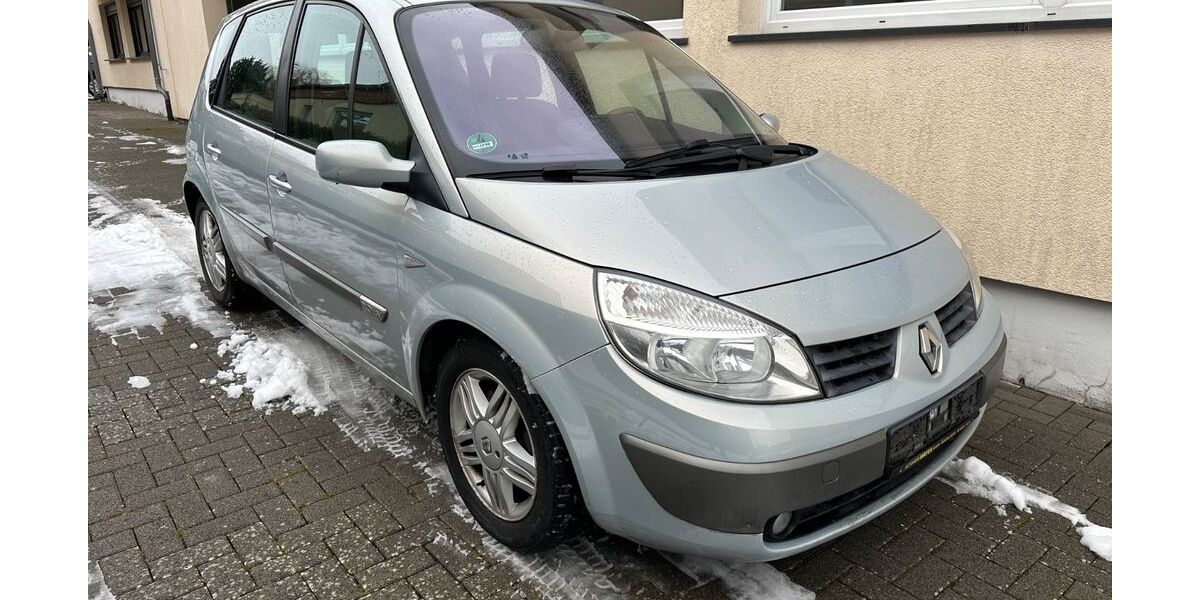 Renault Scenic 154.014 km 599 &euro; Friedrichsdorf 61381