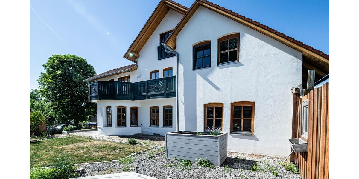 Wohnen, Vermieten oder Mehrgenerationenwohnen unter einem Dach mit zwei separaten Eingängen - Zweifamilienhaus Schönthal / Döfering Döfering | Angebot:26855935