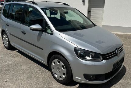 VW Touran 297.000 km 3.590 &euro; Schrobenhausen 86529