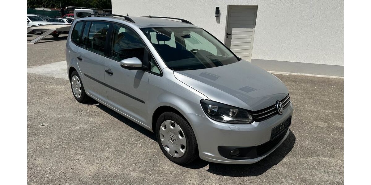 VW Touran 297.000 km 3.590 &euro; Schrobenhausen 86529