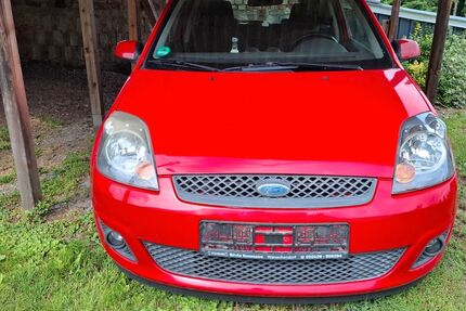 Ford Fiesta 194.000 km 999 &euro; Dresden 01328