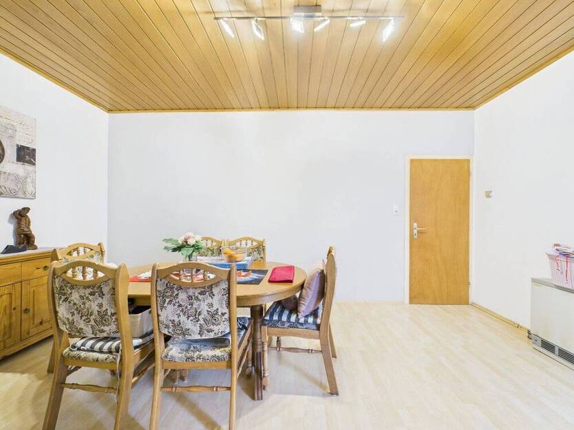 Zweifamilienhaus mit flexibler Raumaufteilung im beliebten Weilerswist!