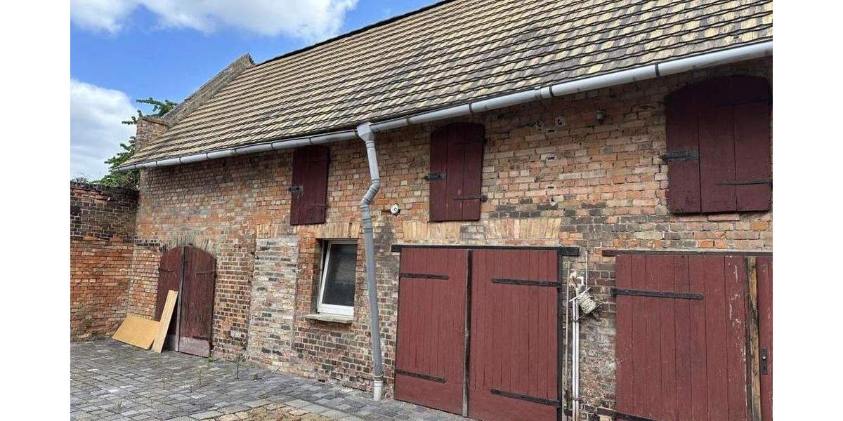Mehrfamilienhaus, Wohnhaus Röblingen am See Röblingen am See - 1 Zimmer, 220 m&sup2;, 260.000&euro; | Angebot:25820146