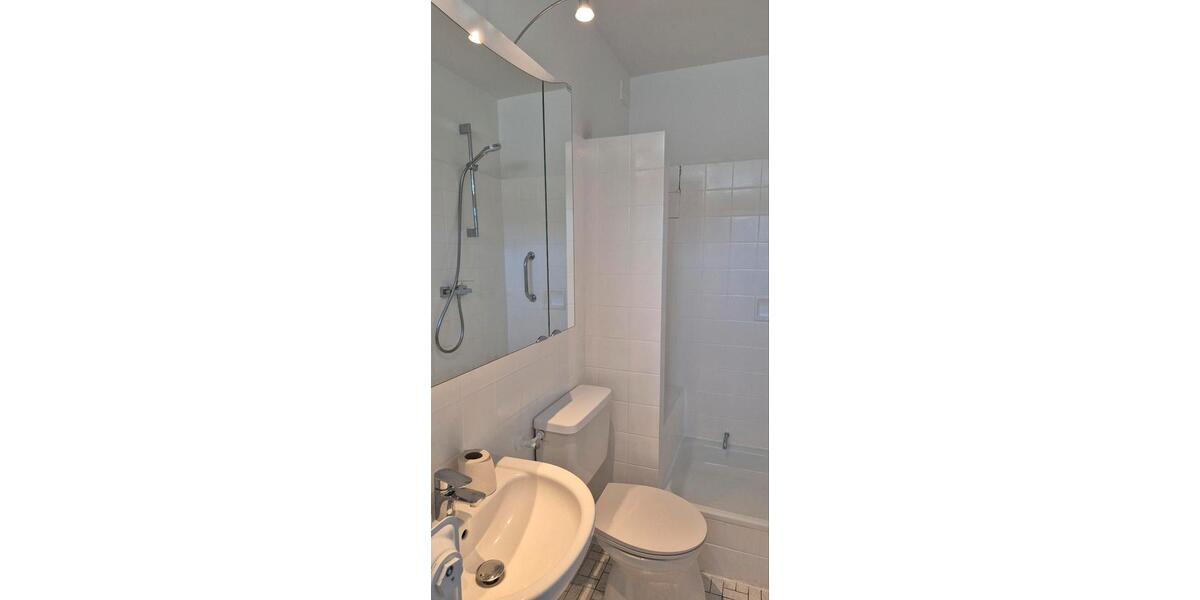 Einfamilienhaus Oberhausen-Rheinhausen Rheinhausen - 1 Zimmer, 48 m&sup2;, 600&euro; | Angebot:24612664