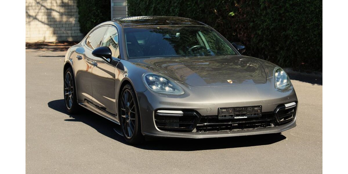 Porsche Panamera 179.000 km 57.999 € Bonn 53121