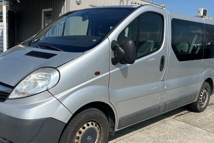 Opel Vivaro 440.000 km 3.499 &euro; Rostock 18106