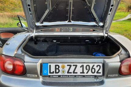 Mazda MX-5 125.000 km 6.500 € Oberstenfeld 71720