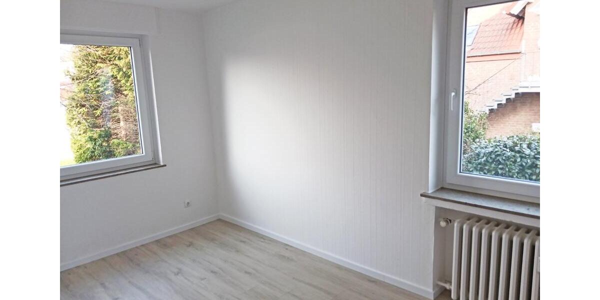 Erdgeschoßwohnung Bad Oeynhausen Dehme - 3 Zimmer, 72 m&sup2;, 590&euro; | Angebot:25574474