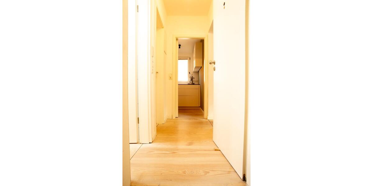 Dachgeschoßwohnung Stuttgart Stuttgart-Ost - 2 Zimmer, 44 m&sup2;, 295.000&euro; | Angebot:26248607